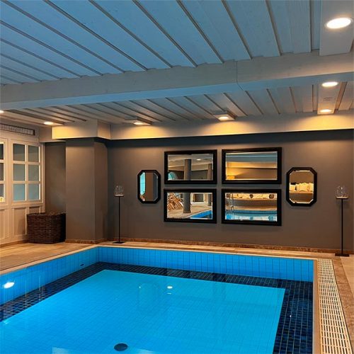 Schwimmbad in einer Einfamilienhaus-Villa (KNX Smart Home), München 2022